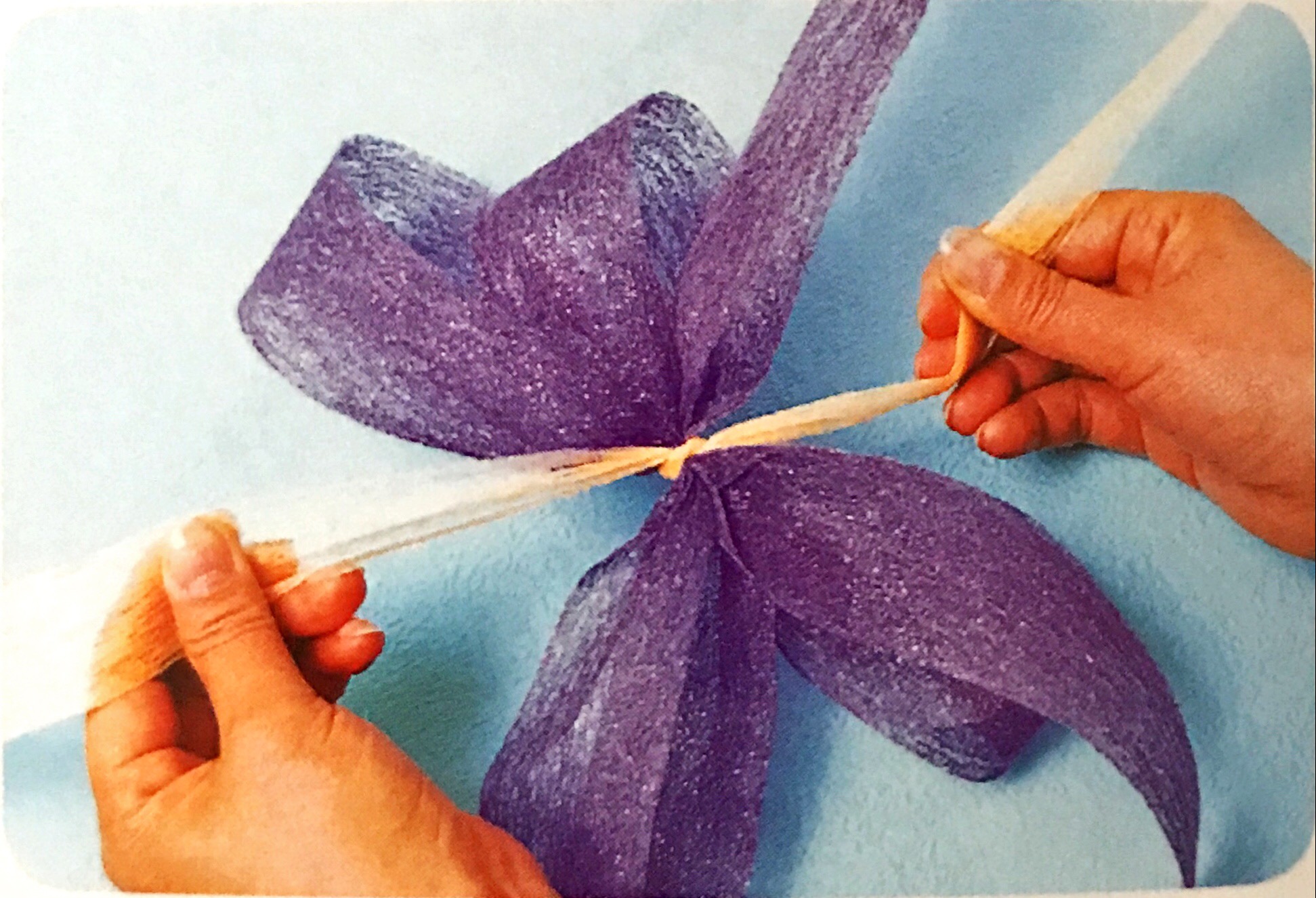 蝴蝶结礼盒的蝴蝶结怎么做,漂亮的礼品蝴蝶结的简单制作方法