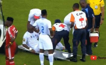 疯狂足球搞笑足球集锦,足球超级大失误视频集锦