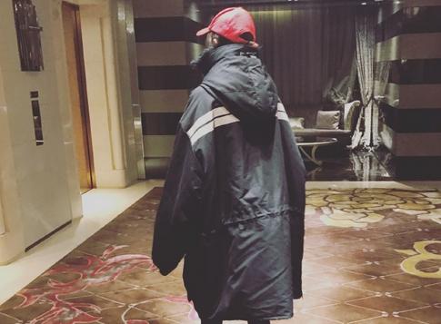 关晓彤一件大衣2万,马伊琍一个包一两万,娱乐圈的消费观学不来