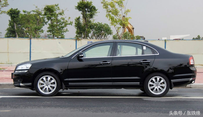 宾利车标和奇瑞车标,奇瑞车标像宾利