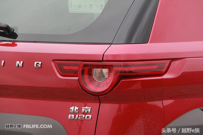 有情怀的北汽212,有情怀的城市