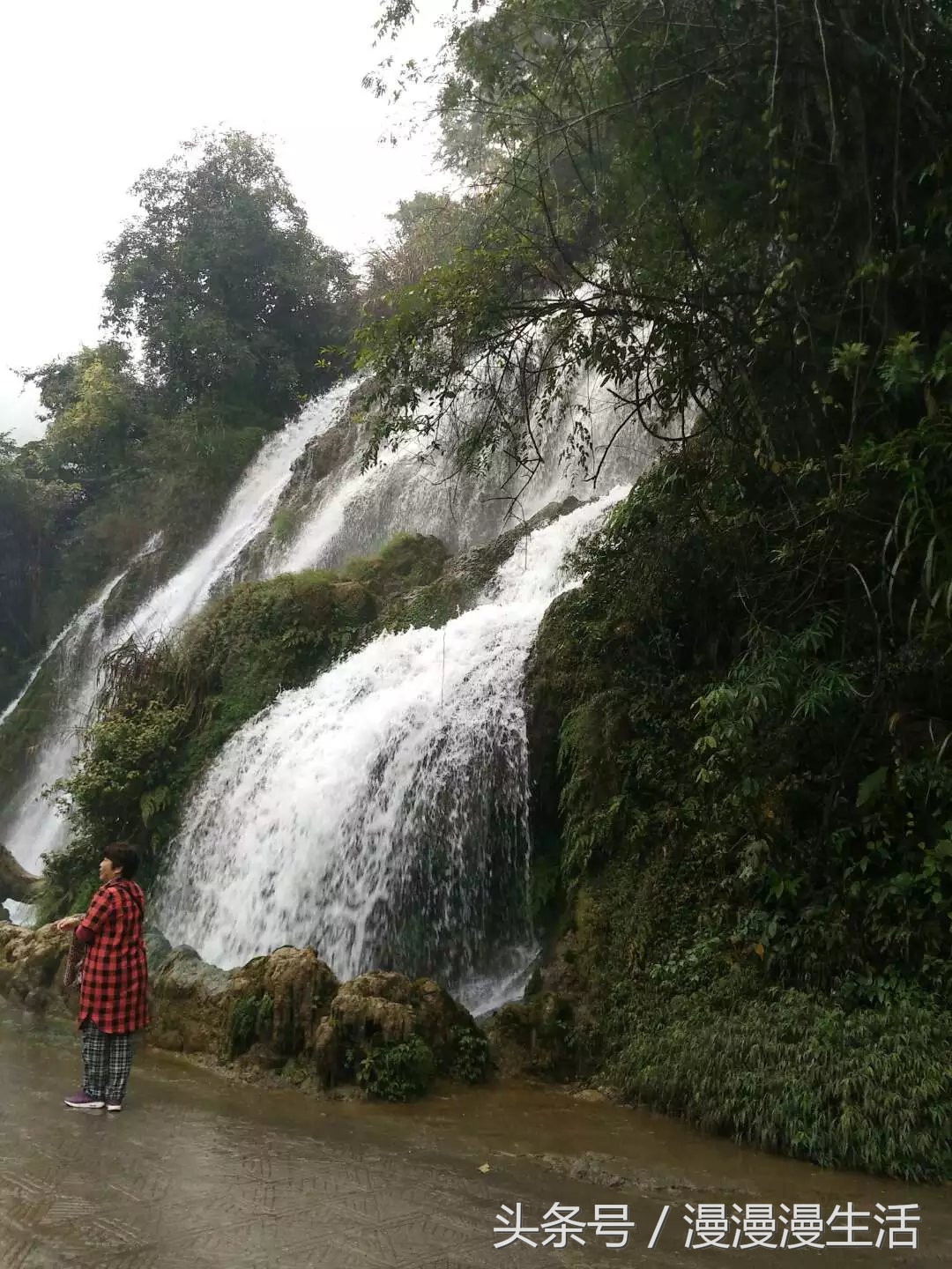 贵州黔南荔波小七孔无滤镜,贵州黔南州荔波县小七孔