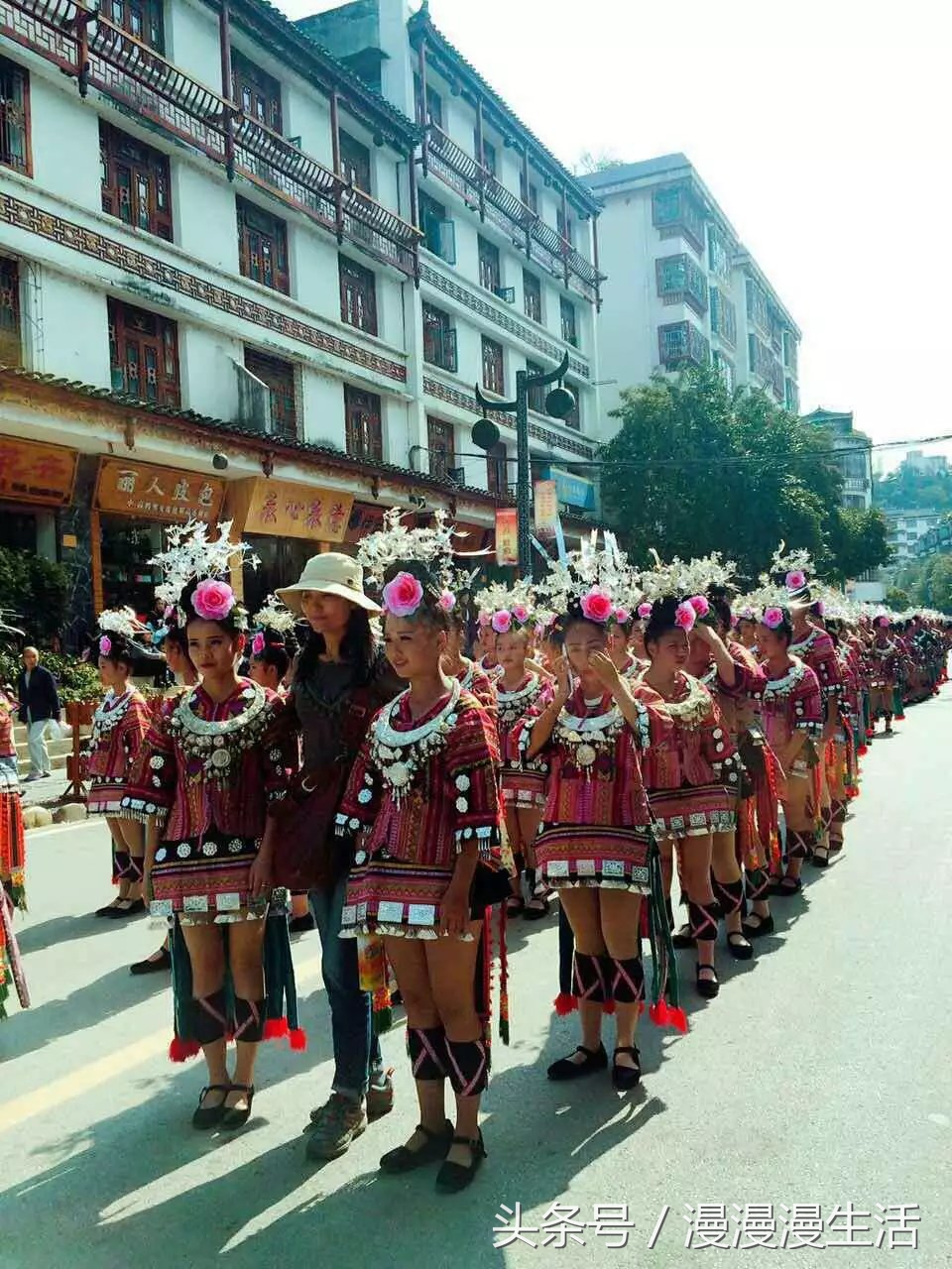 贵州黔南荔波小七孔无滤镜,贵州黔南州荔波县小七孔