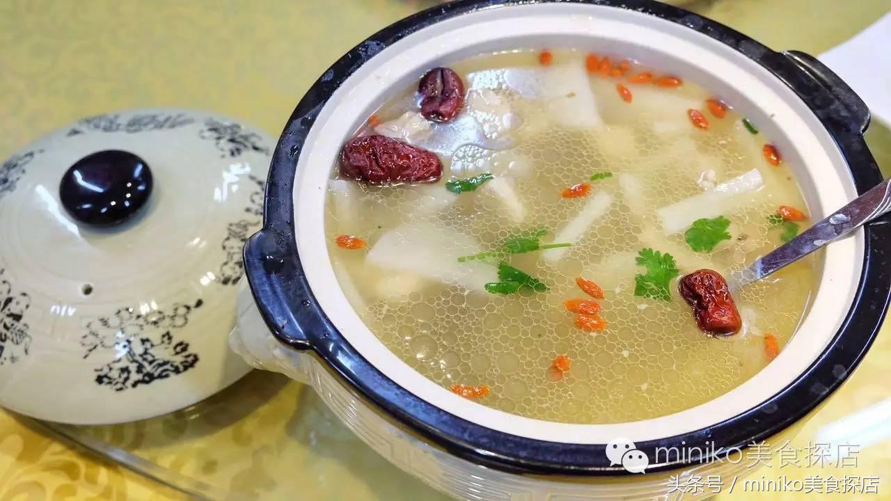 成都附近哪里烤全羊好吃,草原天路最好吃的烤全羊