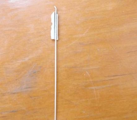 钥匙断在锁里开锁师傅怎样取出,钥匙不小心断了怎么打开门