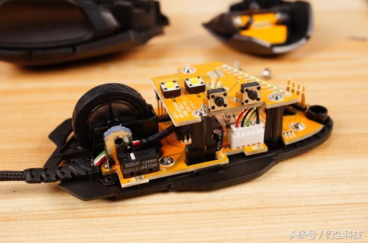 国产入门级游戏鼠标评测,贱驴rs23.0吃鸡