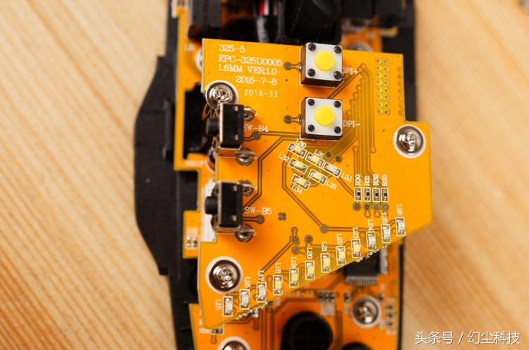 国产入门级游戏鼠标评测,贱驴rs23.0吃鸡