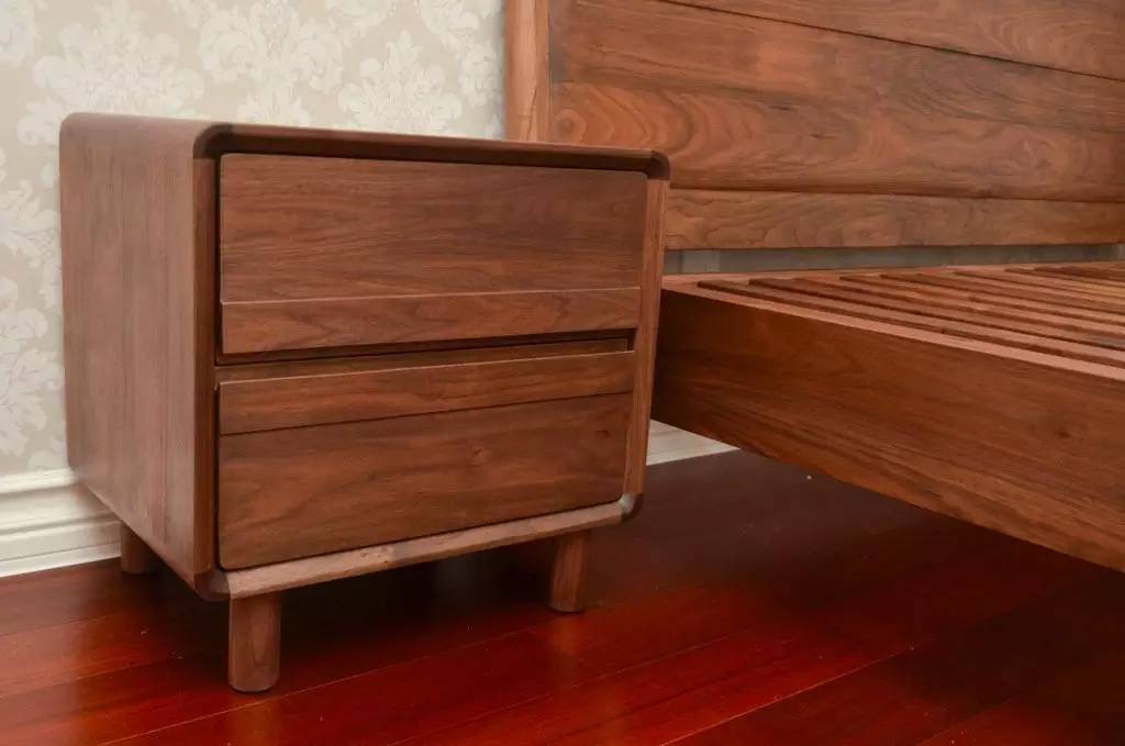 黑胡桃木家具居然之家 (最高端的黑胡桃木家具)