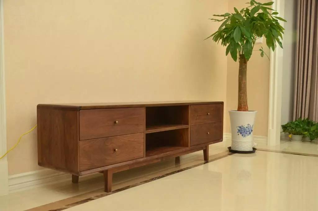 黑胡桃木家具居然之家 (最高端的黑胡桃木家具)