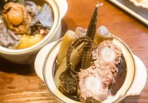 太阳新天地购物中心超市,太阳新天地美食城