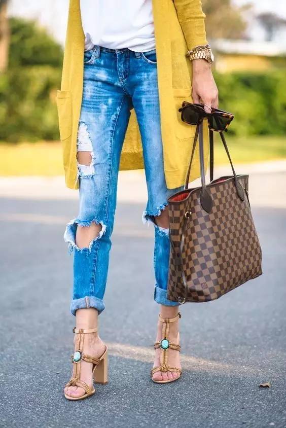 你一定想知道的真实故事,可以看看你每天背的包里有啥吗