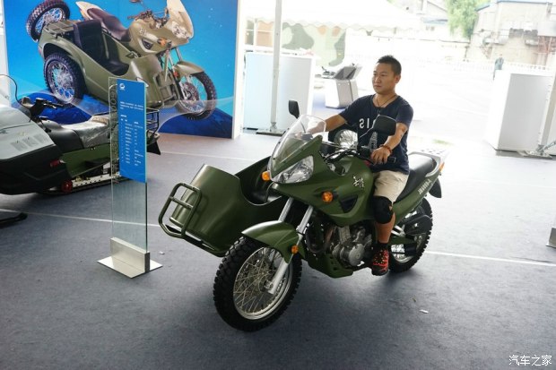 解放军现役嘉陵600边三轮摩托数据,军用嘉陵电喷600边三轮摩托参数