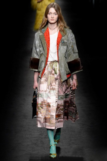 gucci古驰今年风格,古驰gucci2016春夏米兰时装周
