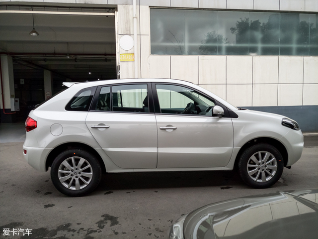 进口科雷傲三元催化多少钱,2011年科雷傲2.5是全车进口吗