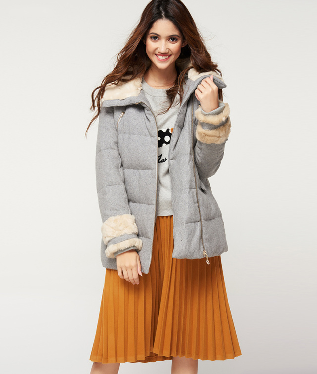 羽绒服温暖来袭,保暖又好看羽绒服冬季新款