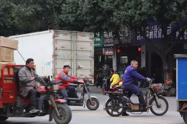 五块石最新视频,再见五块钱全文