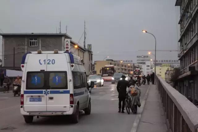 五块石最新视频,再见五块钱全文