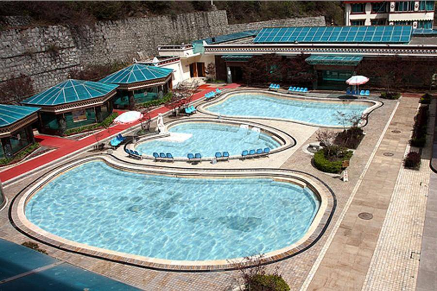 秋冬最暖最放松的就是泡温泉啦，推荐六个四川泡汤绝佳去处