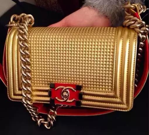 香奈儿购包圣经：经典款哪里买最便宜？