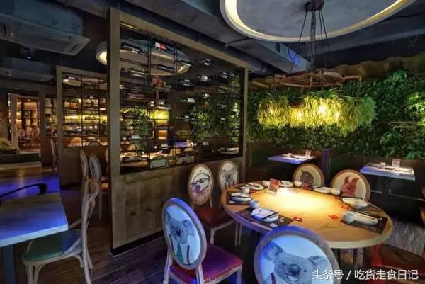 这家店的小龙虾百吃不厌,小龙虾选十三香还是油焖