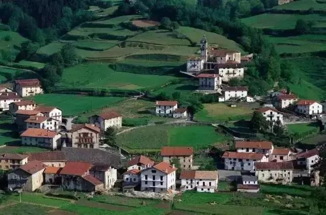 青岛胶州最新房价哪个楼盘最好,青岛欢乐滨海城楼盘房价