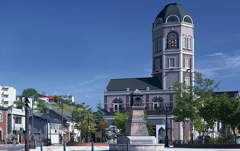 不出国门就能享受进口好商品,不出国门也能观赏到异国风情建筑