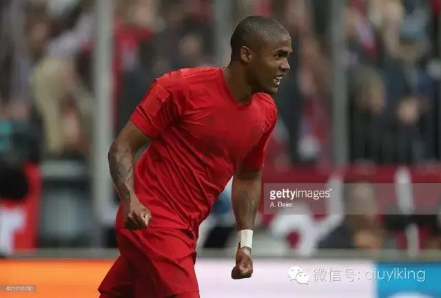 拜仁红蓝白三色,拜仁震撼瞬间