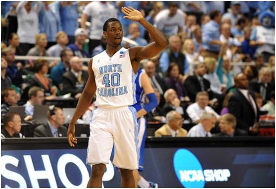 巴恩斯狂轰30分,巴恩斯拿下19分6板