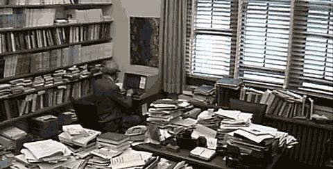 这个靠泡妞混到博士学位的浪子拿到了诺贝尔奖！