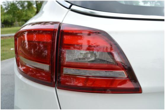 奔腾x801.8t和2.0哪个好,奔腾x80试驾2.0油耗咋样