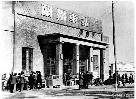 鍏板窞涓夌偖,鍏板窞鍝嶇偖