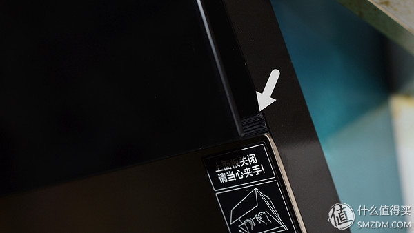 美的抽油烟机侧吸式清洗图解,油烟机拆卸清洗详细全过程美的