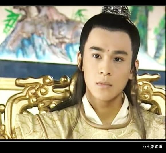 电脑里存了很久的东西，那些用情至深的人儿谁让你柔肠寸断