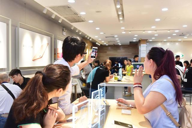 oppor9s现在实体店有货吗,oppor9s专卖店