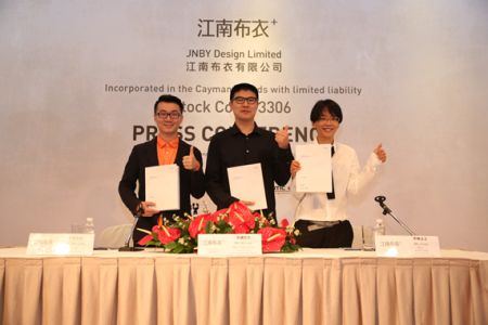 江南布衣创始人夫妇是哪个国家的,prada夫妇