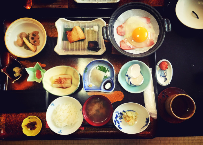初秋日本快步东京，慢行北海道，泡汤美食8日