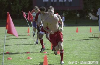 简短暖心的爱情电影,温暖人心的爱情电影