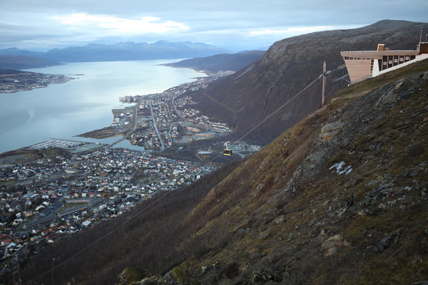 佳能16-35mmF2.8III镜头评测：9年换代值得等