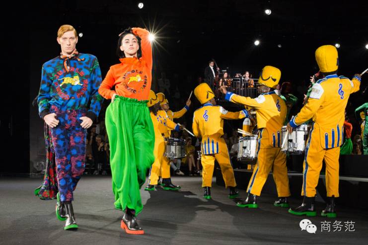 全球都在抢的KenzoxHM，然而再帅穿上也变村炮