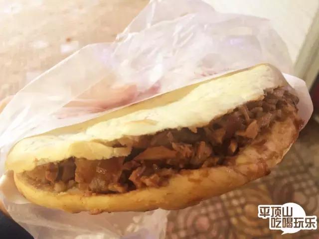 平顶山老潼关肉夹馍,平顶山十大必吃老店