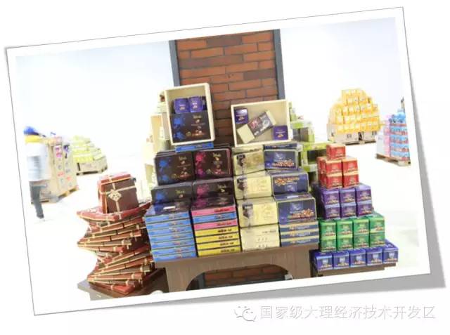 今天开始大理呢各位在家门口也能买外国商品啦！