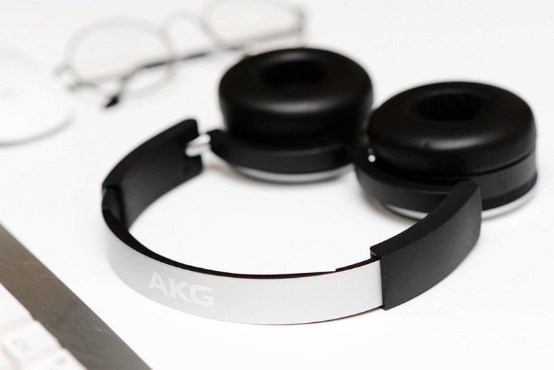 akg耳机y50bt,akgy50bt降噪吗