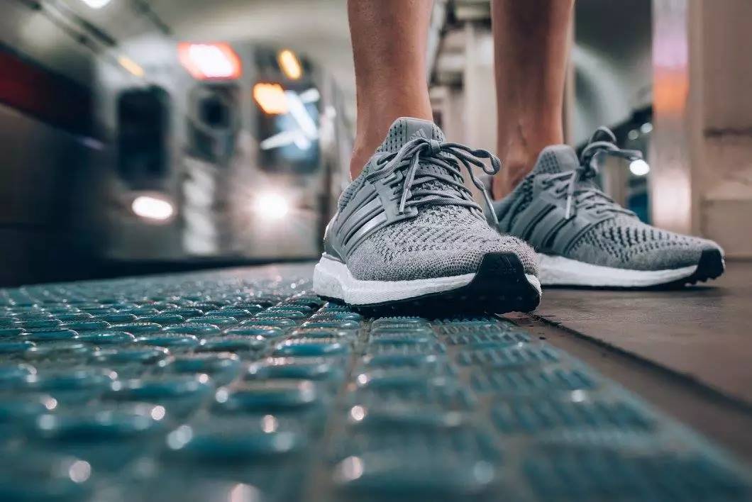 adidasUltraBoost发布全新配色