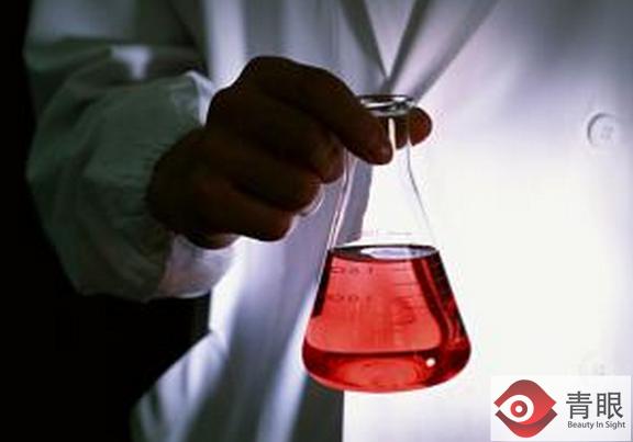 化妆品中有哪些是易燃易爆炸,化妆品使用说明和注意事项