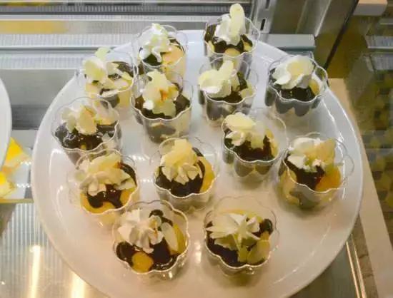 日本肯德基奶油鸡肉派,日本肯德基kfc吮指原味鸡