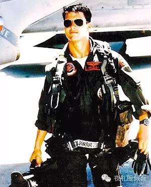 大脸妹化妆教程,大脸妹如何选墨镜好看