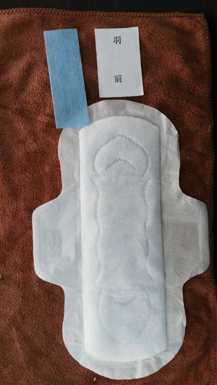 女生卫生巾大礼包,全网最火最全二十种卫生巾测评