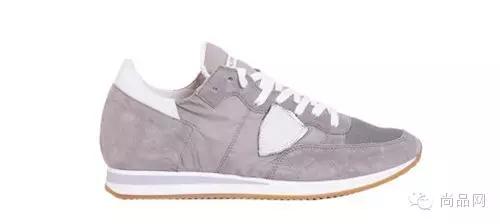 男士红色运动鞋子怎么搭配衣服,165男士增高运动鞋搭配裤子