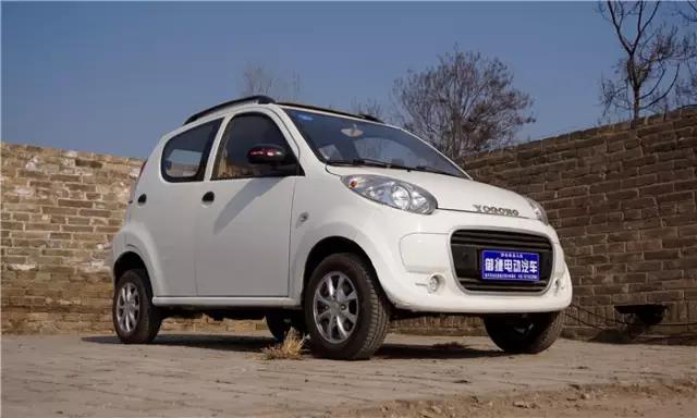 开3万块的低速电动车，会被姑娘嫌弃吗？