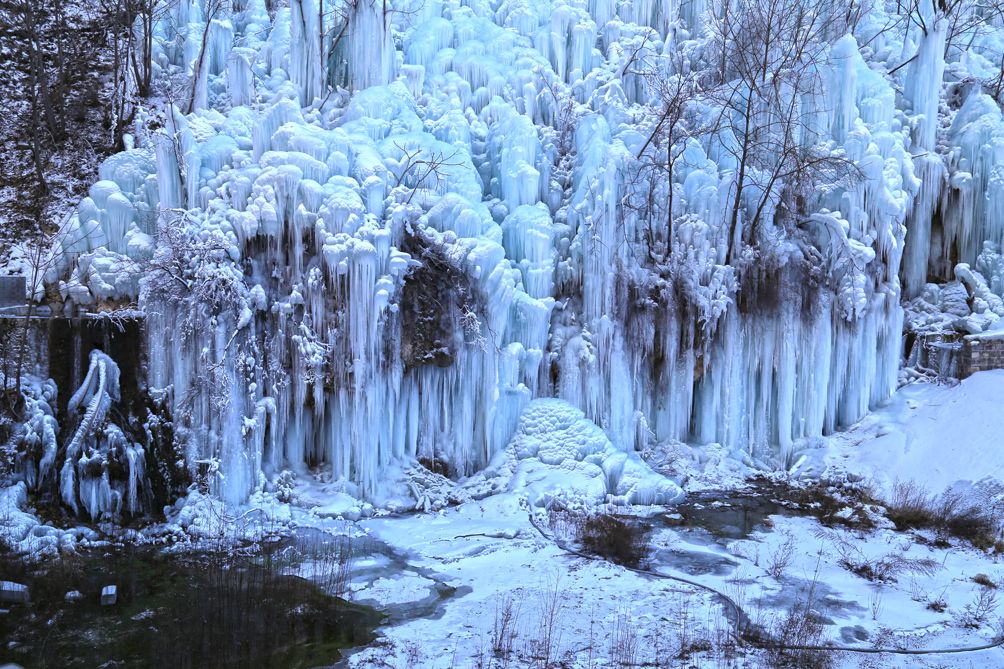 沕沕水冰瀑冰灯特价票,沕沕水景区冰灯需要门票吗